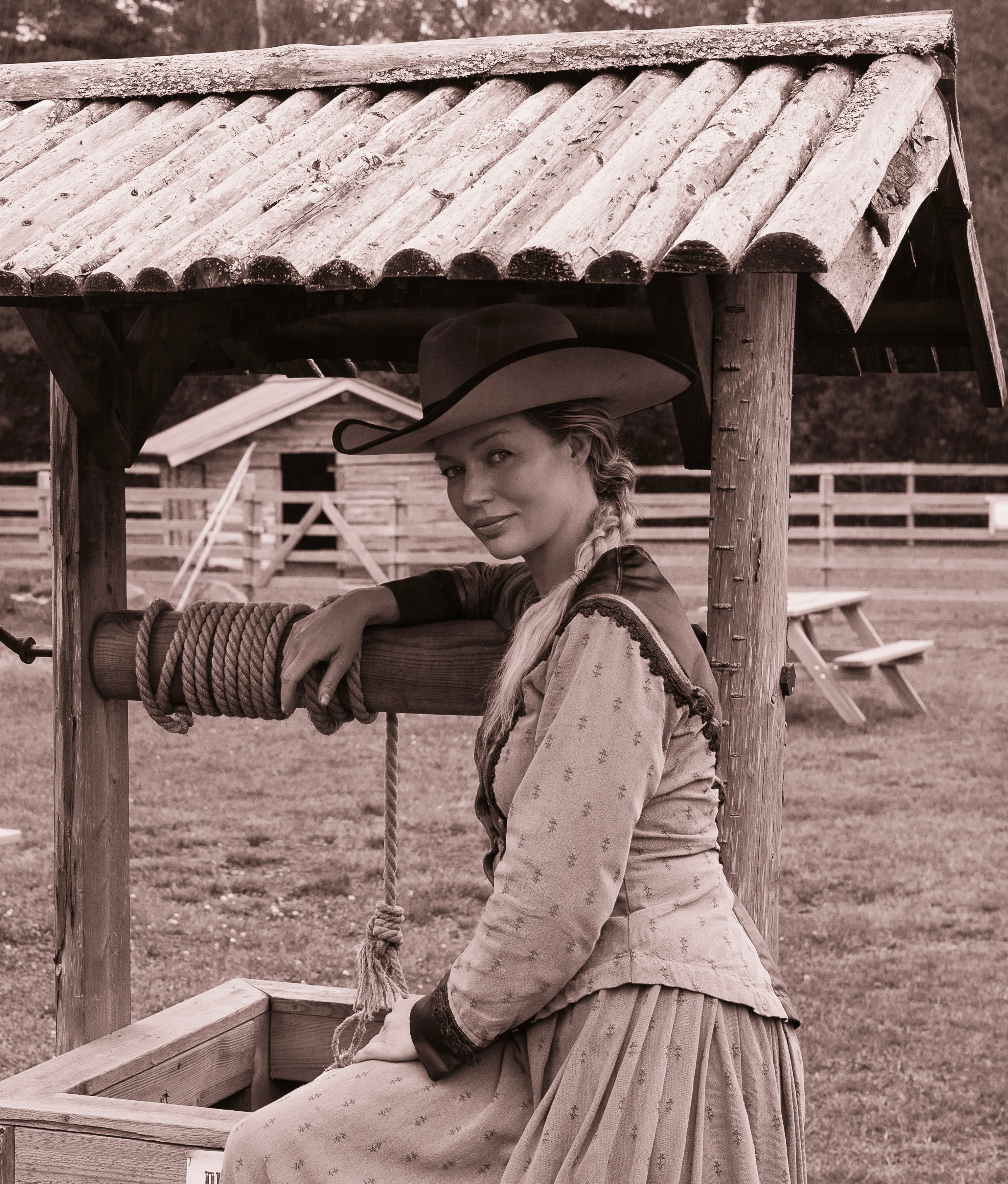 Vera Rogersdotter in a cinematic western scene